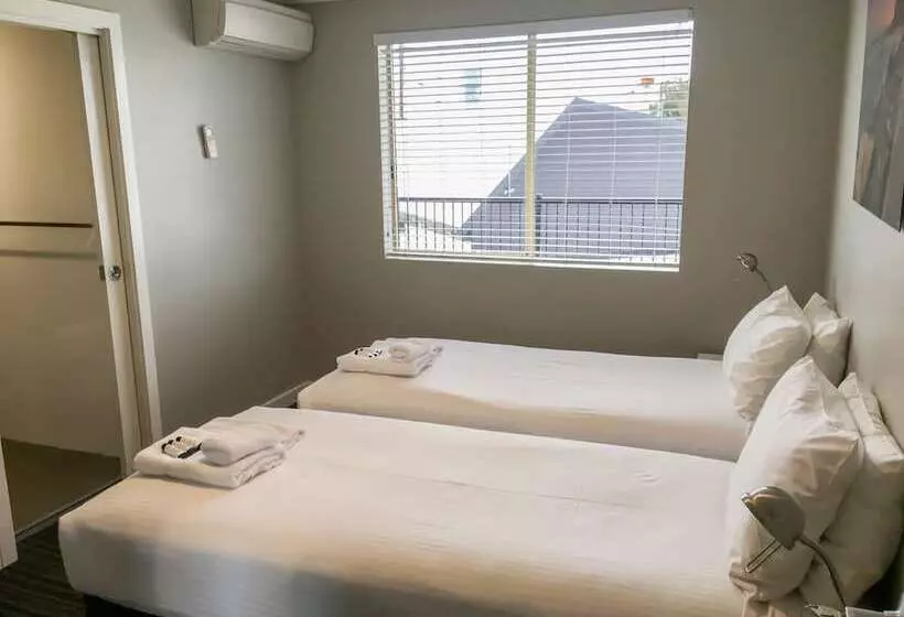The Premier Hotel Broadmeadow