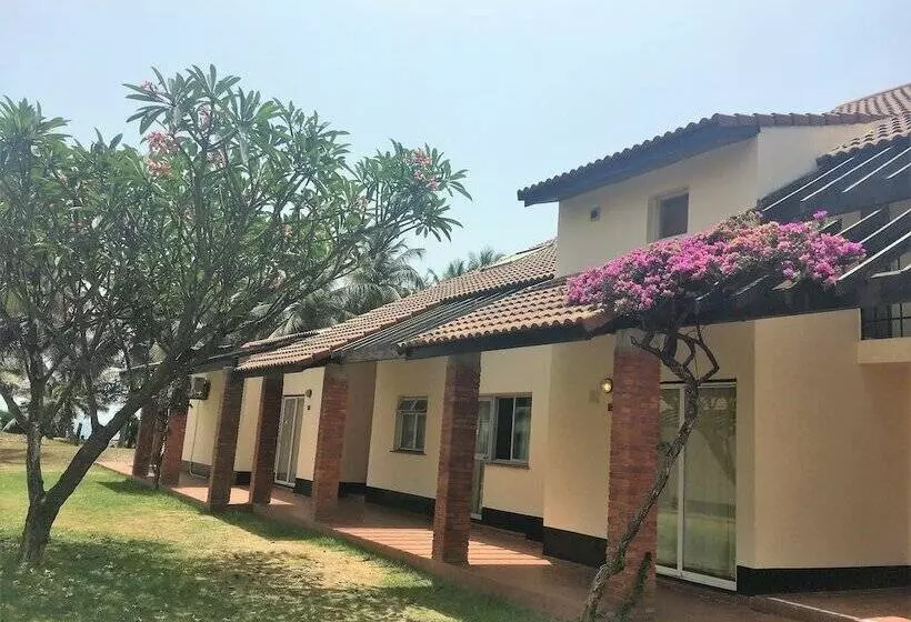 Kololi Beach Resort