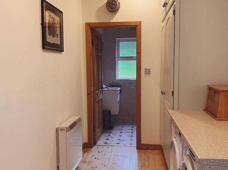 Mangerton Mountain Chalets