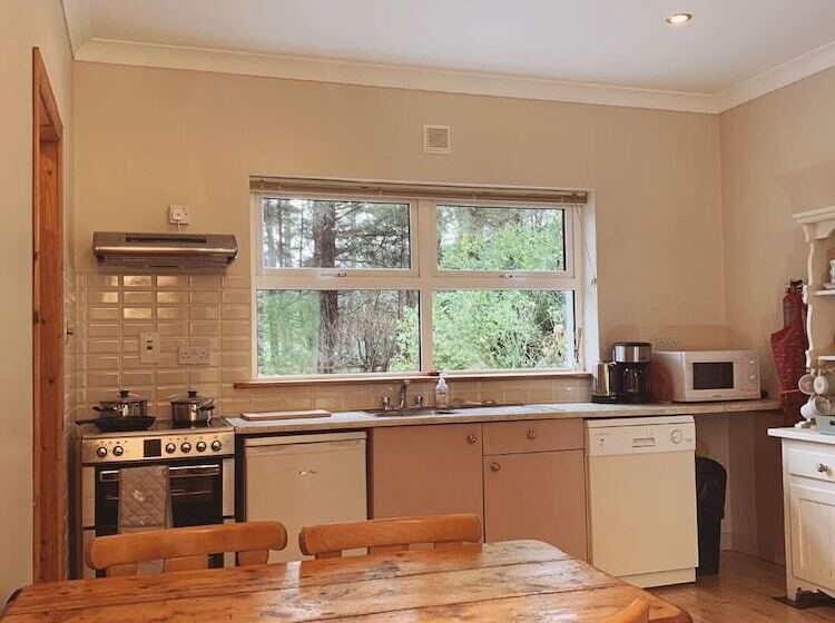 Mangerton Mountain Chalets