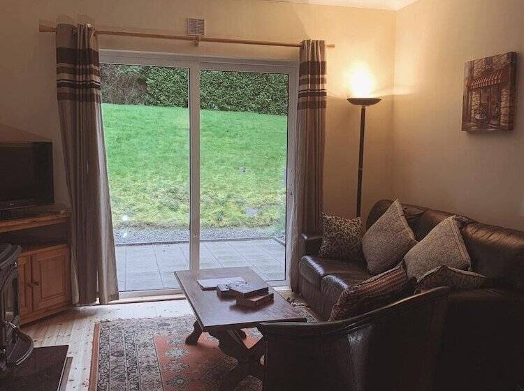 Mangerton Mountain Chalets