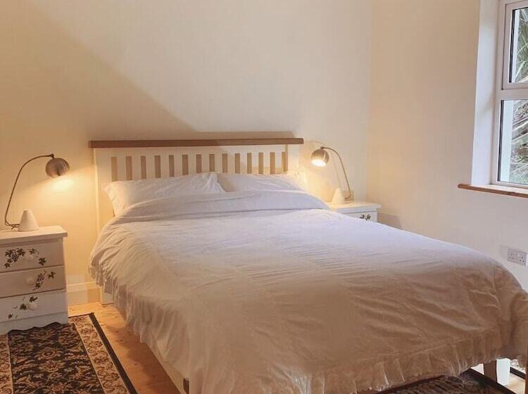 Mangerton Mountain Chalets