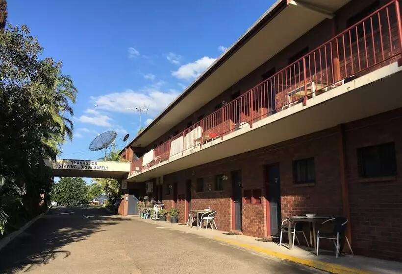 モーテル Centenary Motor Inn