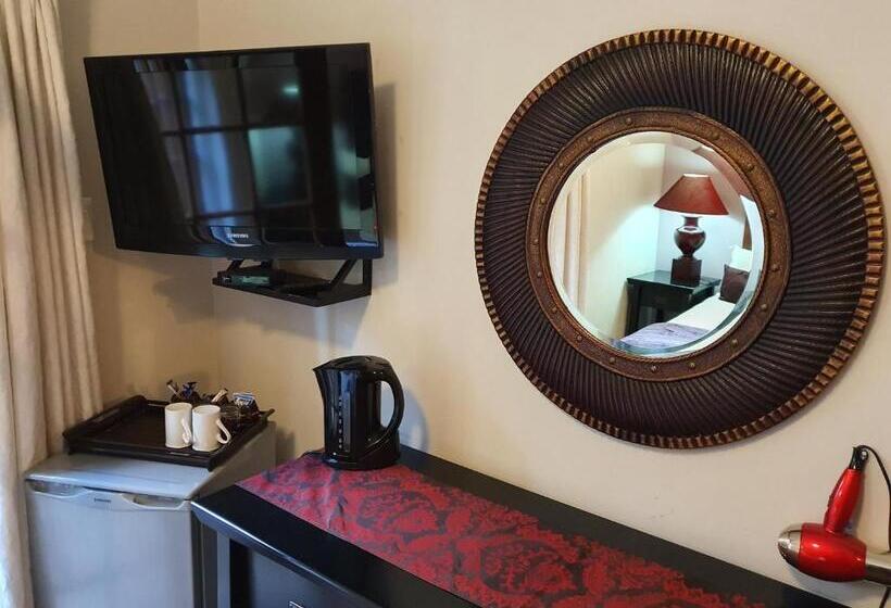 פנסיון 7th Street Guesthouse