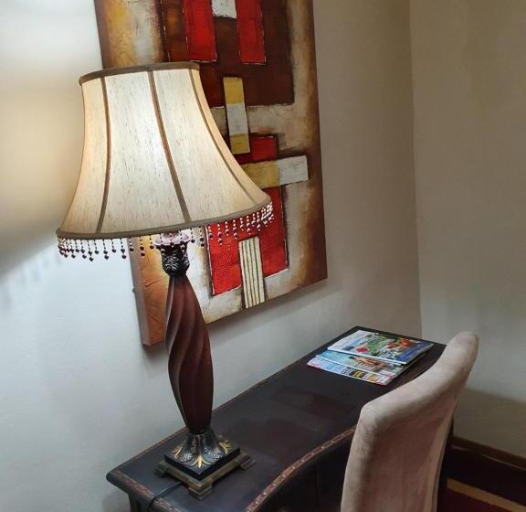 פנסיון 7th Street Guesthouse