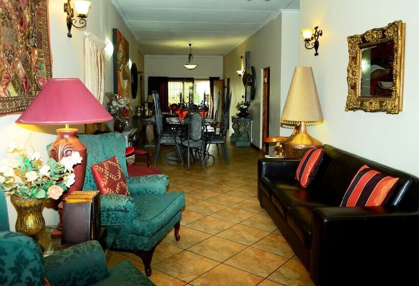 פנסיון 7th Street Guesthouse