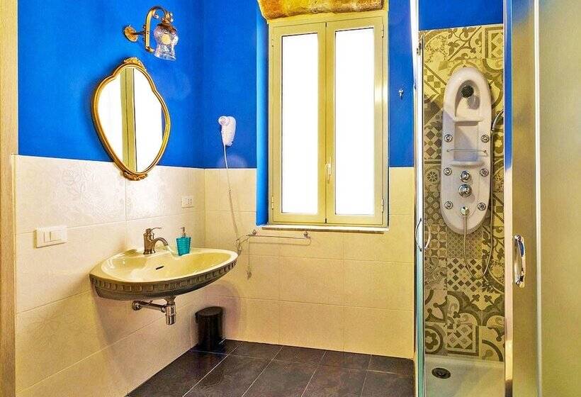 پانسیون Hollywood Inn Palermo