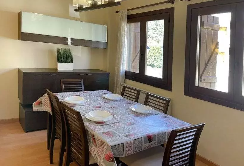 Apartamentos Villanua Collarada 3000