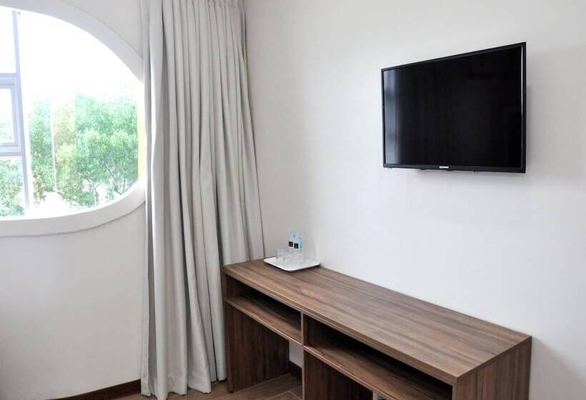 Capital O 911 S Hotel And Residences