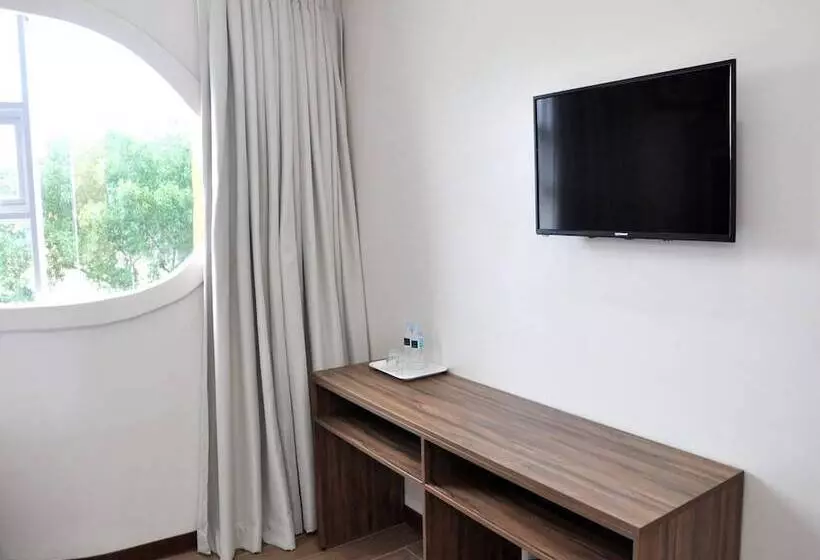 Capital O 911 S Hotel And Residences