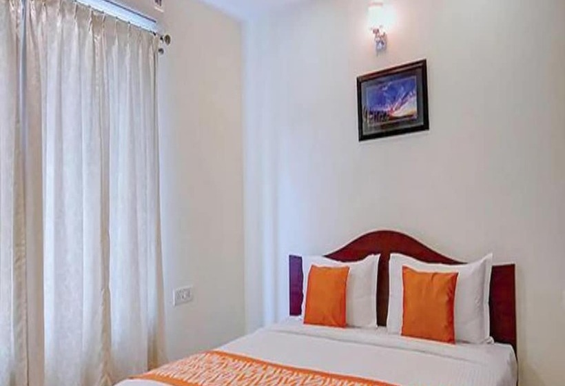 Fabhotel Shreyas Inn