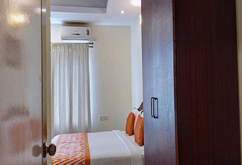 Fabhotel Shreyas Inn