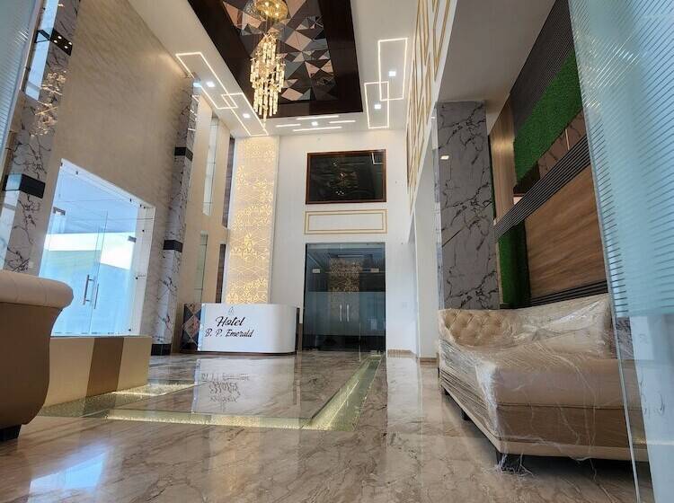 Hotell B P Emerald