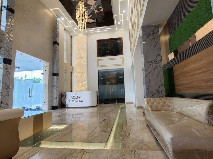 Hotell B P Emerald