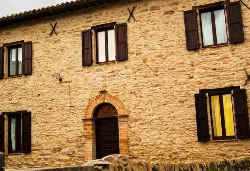 ホテル Borgo Dé Varano