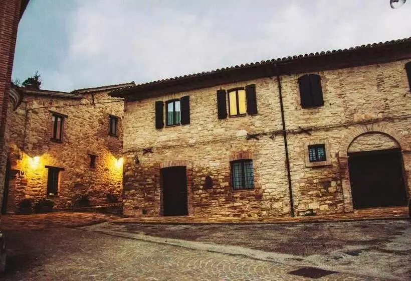 ホテル Borgo Dé Varano