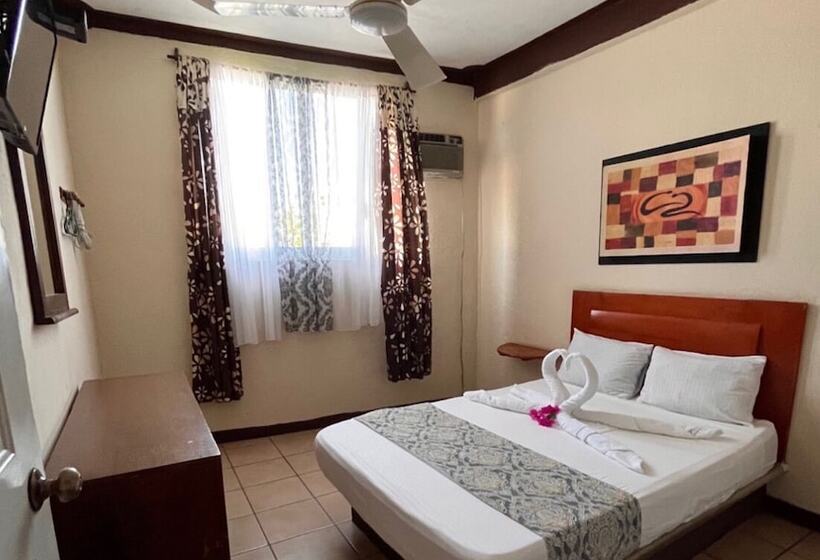 هتل Familiar El Dorado