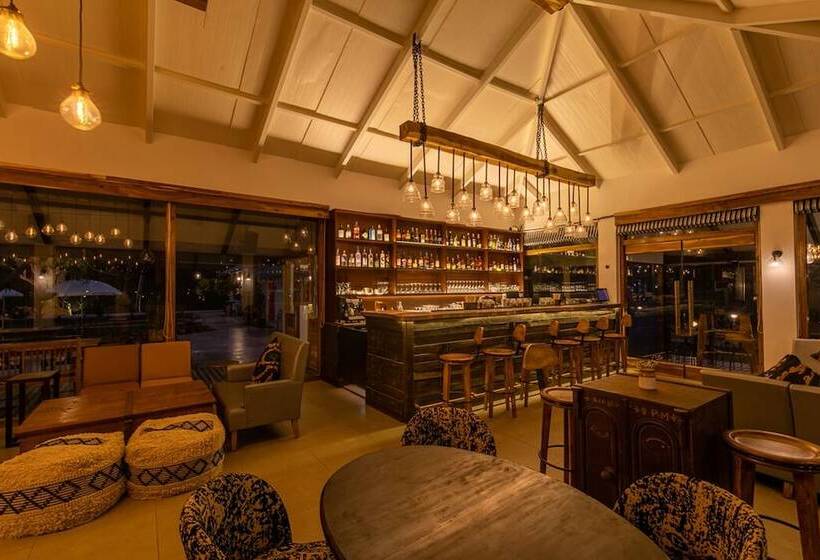 Отель Oleander Farms