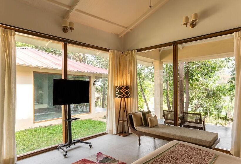 Отель Oleander Farms