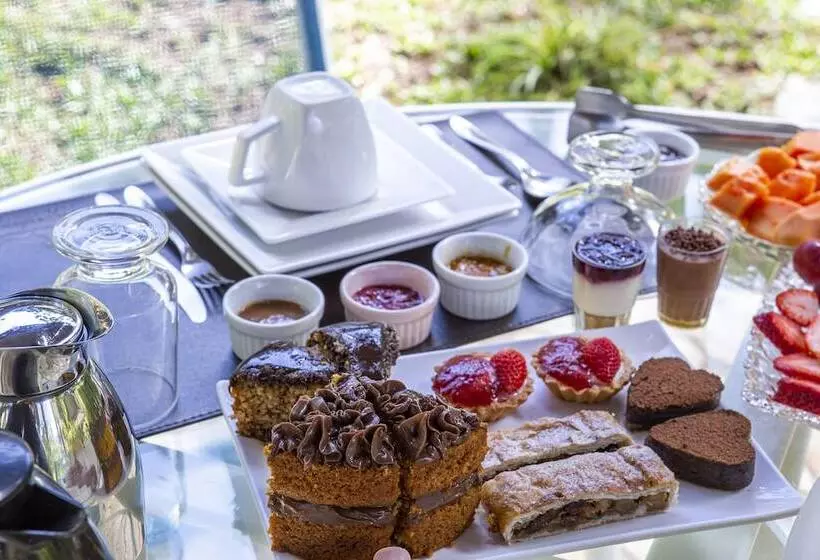 ホテル Pousada Suica Mineira Garden