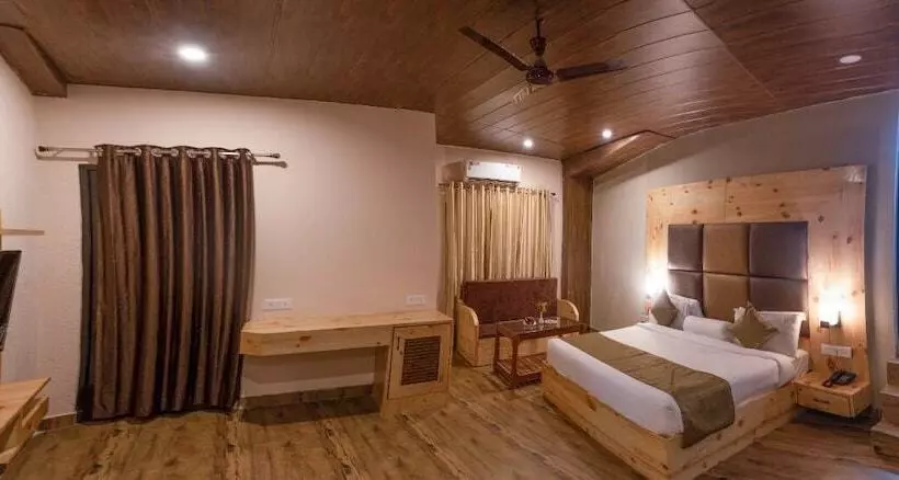 ホテル The Tattwaa Corbett Spa & Resort
