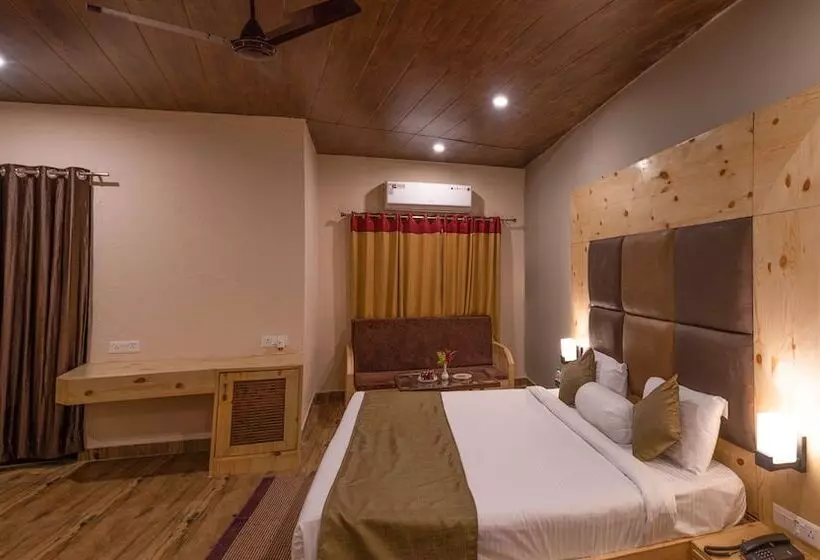 ホテル The Tattwaa Corbett Spa & Resort