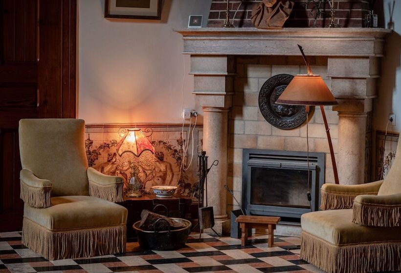 پانسیون Chalet Ficalho