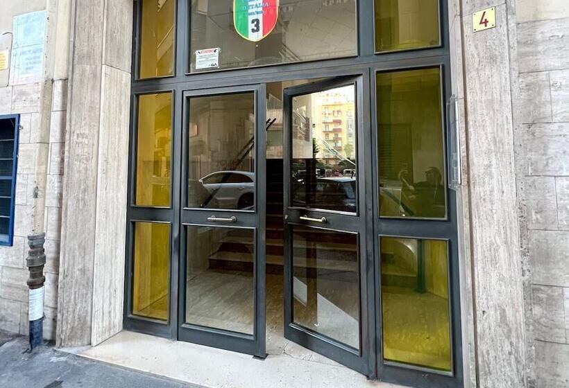 پانسیون Punto House