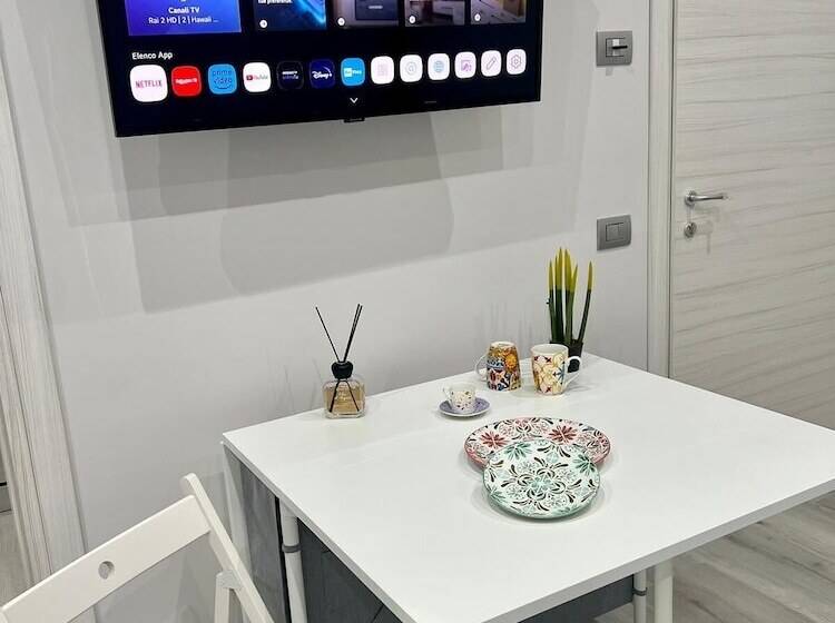 پانسیون Punto House