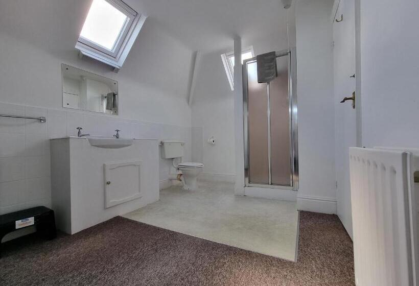 Beachcomber Holiday Apartments