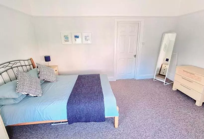 Beachcomber Holiday Apartments