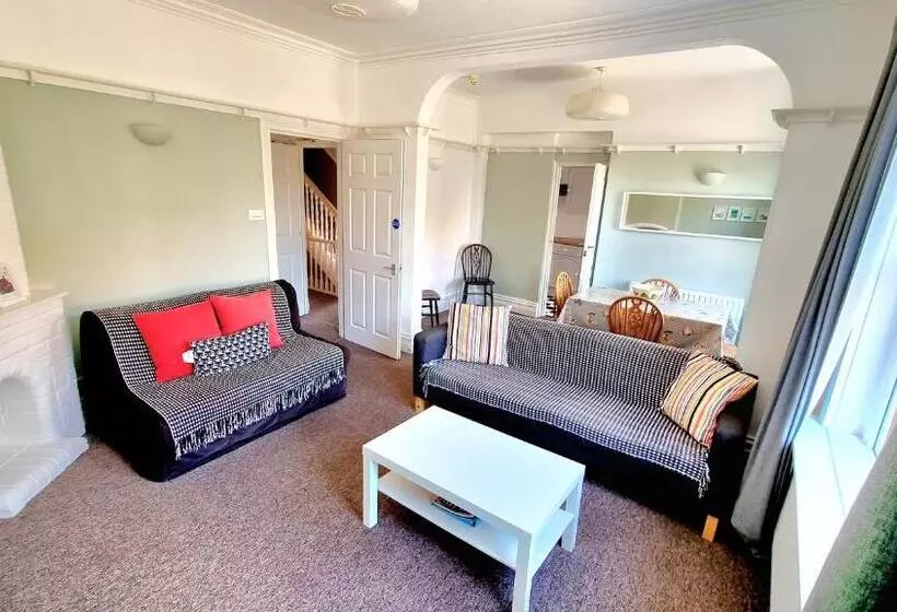 Beachcomber Holiday Apartments