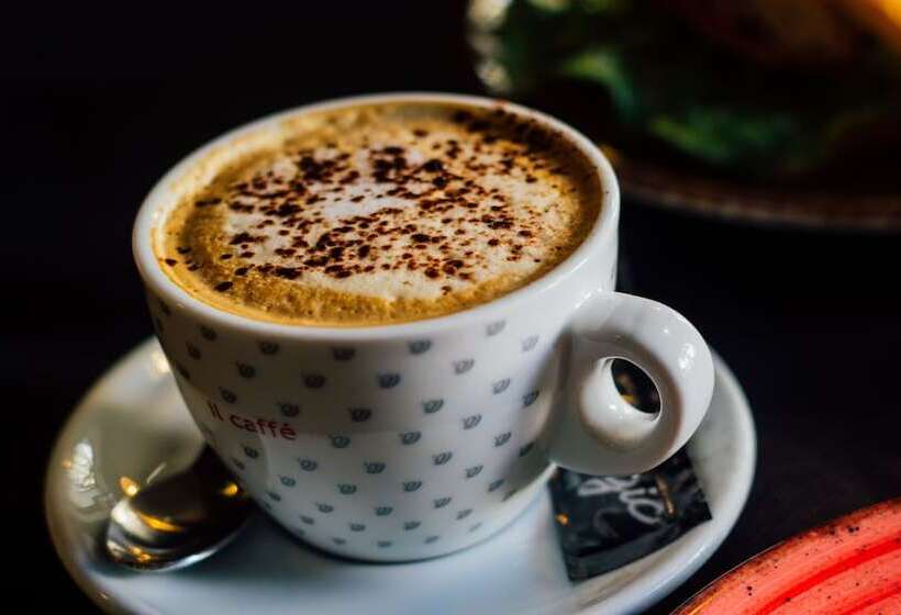 تختخواب و صبحانه Bird House