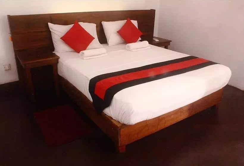هتل 256 Townhouse Rest