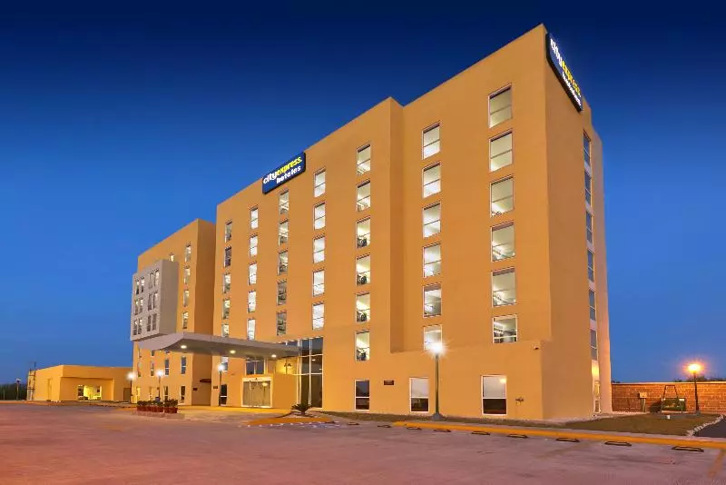 ホテル City Express By Marriott Reynosa Aeropuerto