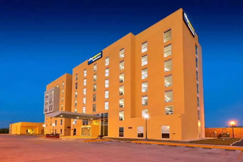 ホテル City Express By Marriott Reynosa Aeropuerto
