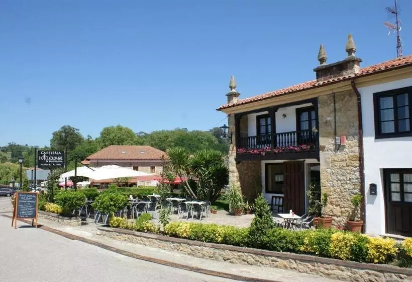 هتل Colonial De Santillana