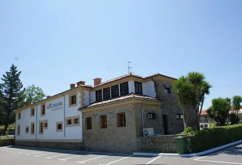 هتل Colonial De Santillana