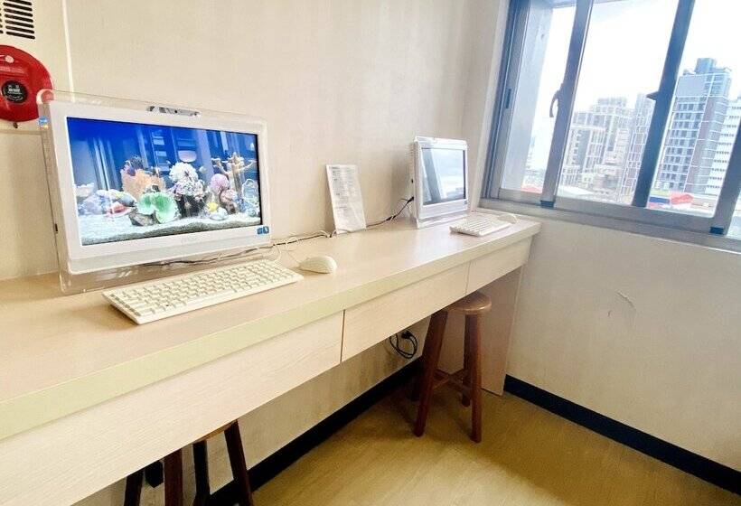 هتل کپسول Hey Bear Capsule