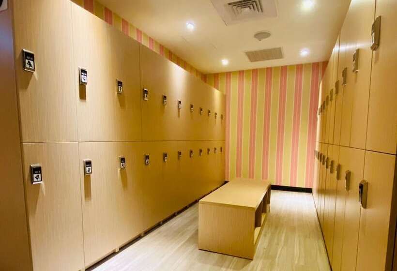 هتل کپسول Hey Bear Capsule