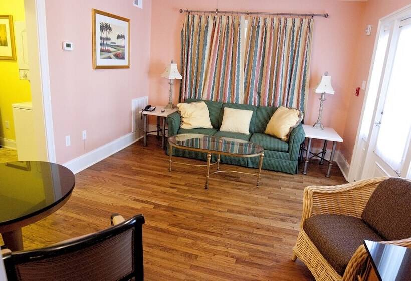 فندق Desoto Beach Gardens