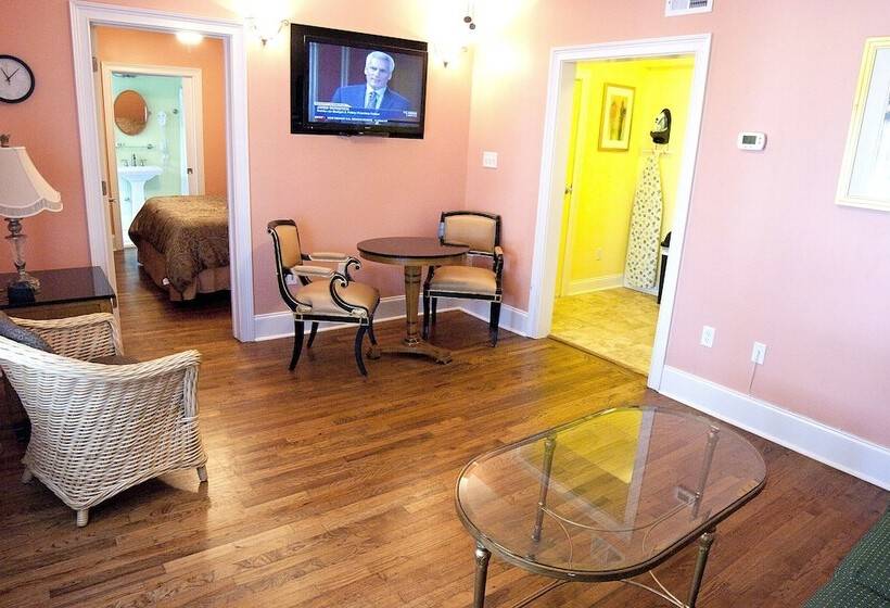 فندق Desoto Beach Gardens