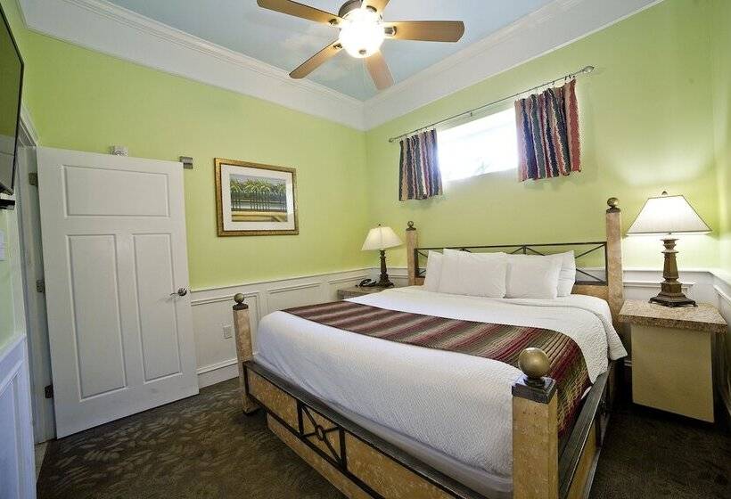 فندق Desoto Beach Gardens