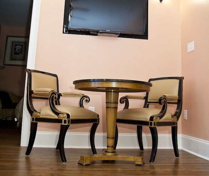 فندق Desoto Beach Gardens