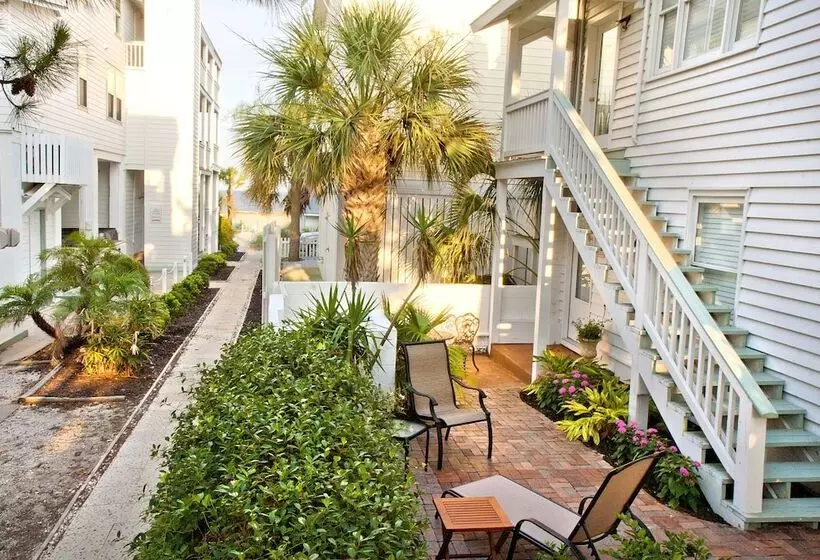 Hotelli Desoto Beach Gardens