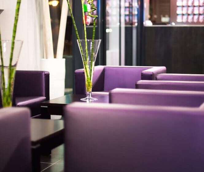 Отель Eurocentre 3 Toulouse Nord