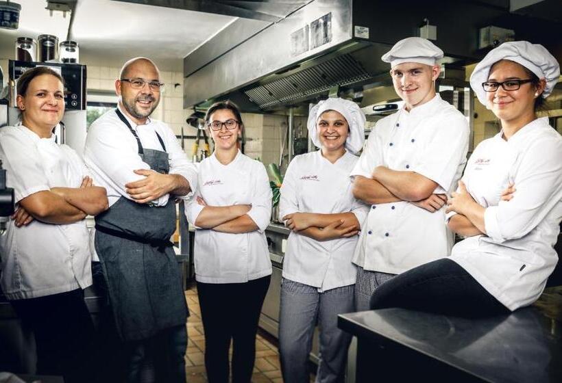 호텔 Gasthof Adler