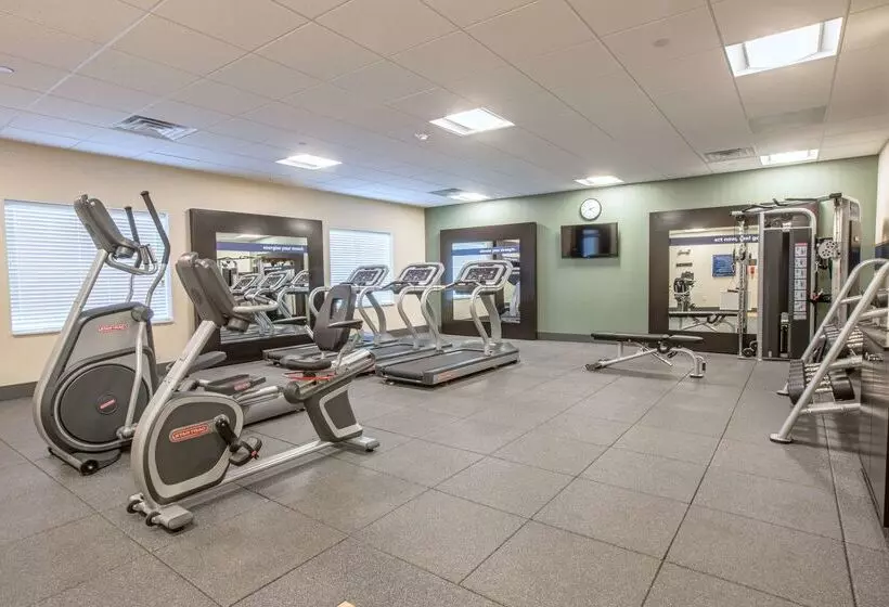 ホテル Hampton Inn By Hilton Amesbury