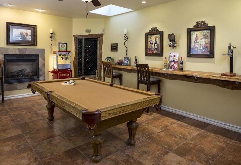 هتل High Ridge Manor