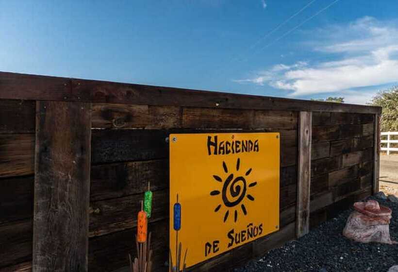 هتل High Ridge Manor